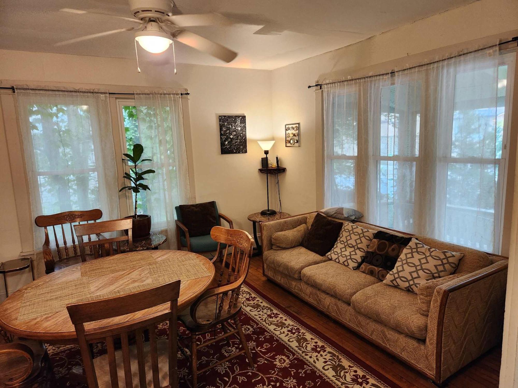 Cozy 3 Bedroom House In Downtown Ithaca Ngoại thất bức ảnh